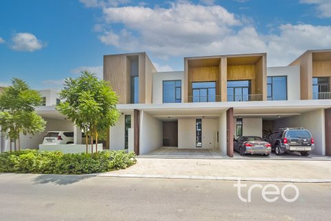 3 bedrooms Townhouse in Spring, UAE No. 220910