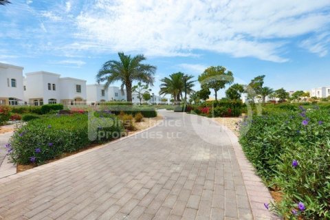 Villa de 4 chambres à Al Ghadeer, UAE No. 172438 4