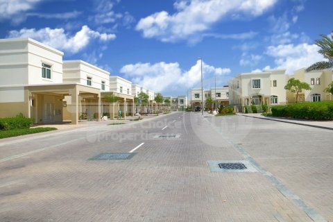 Villa de 4 chambres à Al Ghadeer, UAE No. 172438 7