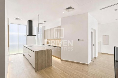 4 bedrooms Townhouse in Al Barari, UAE No. 212884 18
