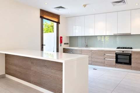 Townhouse de 3 dormitorios en  Yas Island, UAE No. 223439 9
