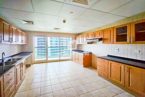 Apartment de 2 dormitorios en Jumeirah Lake Towers, UAE No. 129756 3