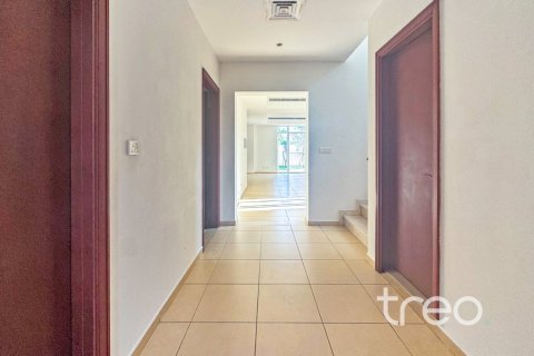 4 bedrooms Villa in Arabian Ranches, UAE No. 220781 9