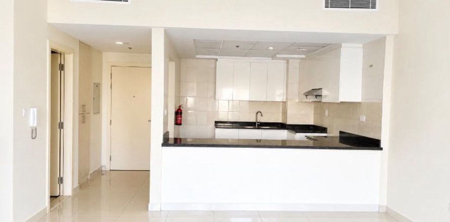 Apartment de 2 dormitorios en Dubai Sports City, UAE No. 224701