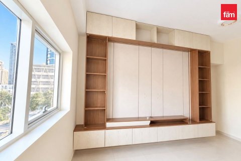 Apartment de 2 dormitorios en Dubai Sports City, UAE No. 224701 7