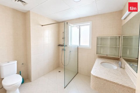 Apartment de 2 dormitorios en Dubai Sports City, UAE No. 224701 10