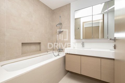 Apartment de 2 dormitorios en Creek Horizon, UAE No. 202611 10