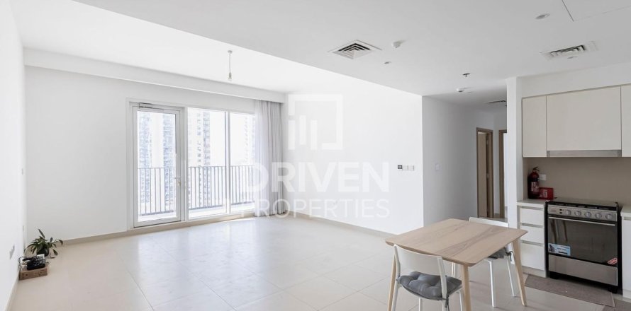 Apartment de 2 dormitorios en Creek Horizon, UAE No. 202611