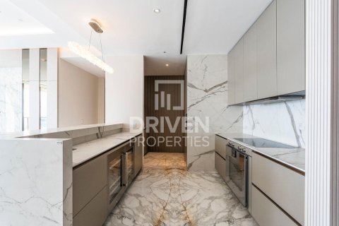 Apartment de 3 dormitorios en The Crescent, UAE No. 201319 19