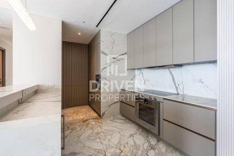Apartment de 3 dormitorios en The Crescent, UAE No. 201319 18