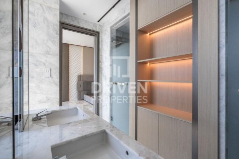 Apartment de 3 dormitorios en The Crescent, UAE No. 201319 23