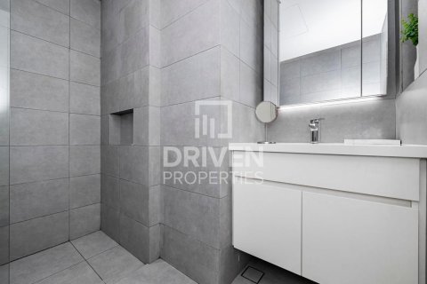 1 bedroom Apartment in Business Bay, UAE No. 215233 17