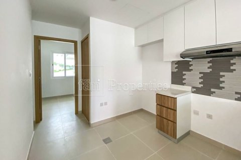 3 bedrooms Townhouse in Dubai, UAE No. 153111 10