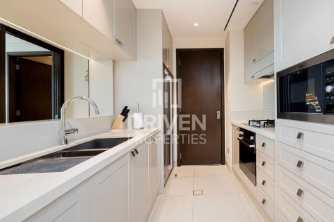Квартира с 2 спальнями в The Address Residence Fountain Views, ОАЭ №223108 13