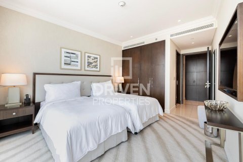 Квартира с 2 спальнями в The Address Residence Fountain Views, ОАЭ №223108 12