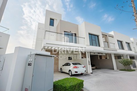 Townhouse de 5 chambres à Park Residences, UAE No. 192114