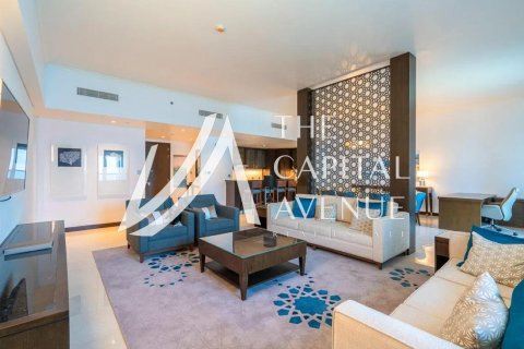 Apartment de 2 dormitorios en The Marina, UAE No. 226613 4