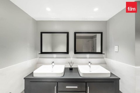 1 bedroom Apartment in Dubai, UAE No. 215752 8