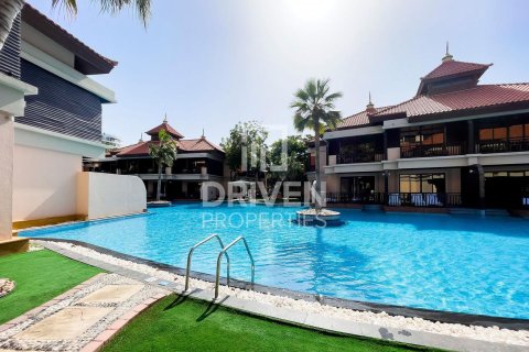1 bedroom Apartment in The Crescent, UAE No. 220997 7