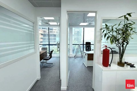218.7m² Office in Dubai, UAE No. 216164 15