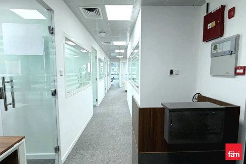218.7m² Office in Dubai, UAE No. 216164 11