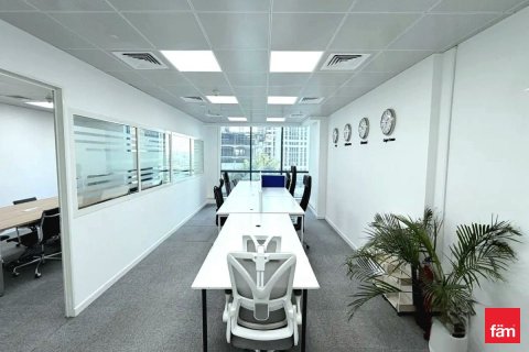 218.7m² Office in Dubai, UAE No. 216164 17