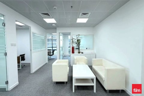 218.7m² Office in Dubai, UAE No. 216164 4