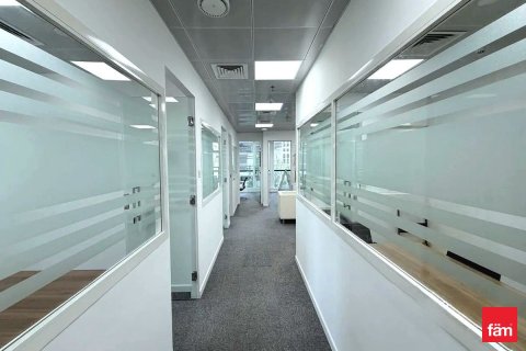 218.7m² Office in Dubai, UAE No. 216164 12