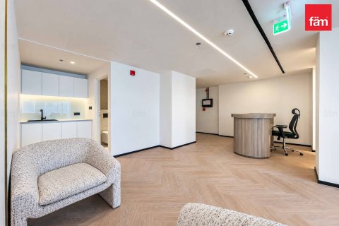 104.5m² Office in Dubai, UAE No. 222365