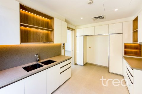 4 bedrooms Villa in Dubai, UAE No. 220770 6