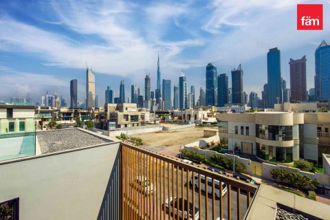930.4m² Land in Al Wasl, UAE No. 226937 12