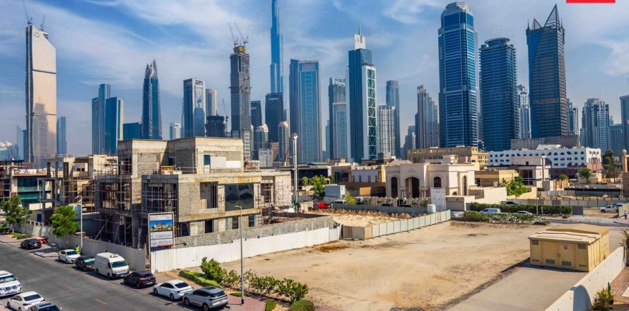 930.4m² Land in Al Wasl, UAE No. 226937