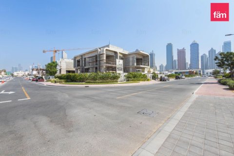 930.4m² Land in Al Wasl, UAE No. 226937 15