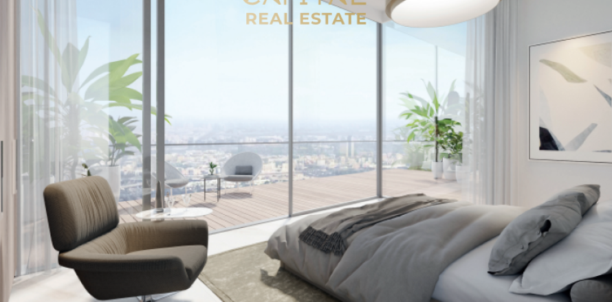 Studio Apartment in Dubai, UAE No. 7612