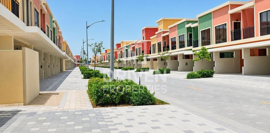 Таунхаус с 5 спальнями в Damac Lagoons, ОАЭ №218108