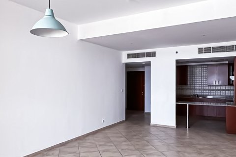 Apartment de 2 dormitorios en Motor City, UAE No. 223413