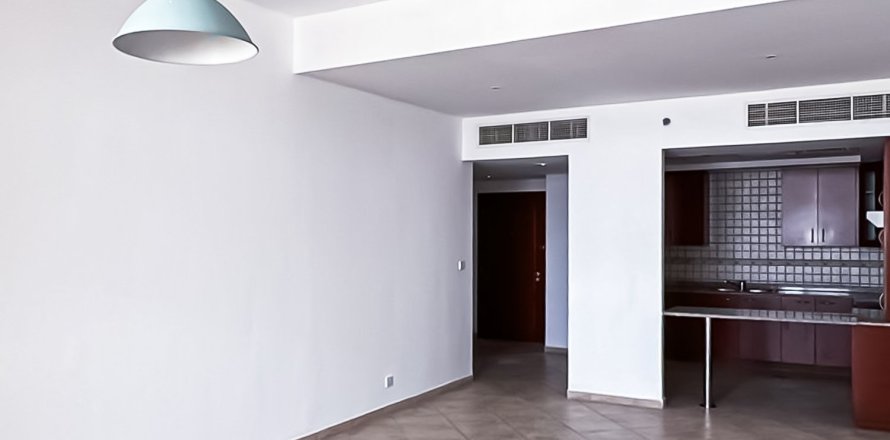 Apartment de 2 dormitorios en Motor City, UAE No. 223413