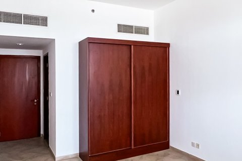 Apartment de 2 dormitorios en Motor City, UAE No. 223413 6
