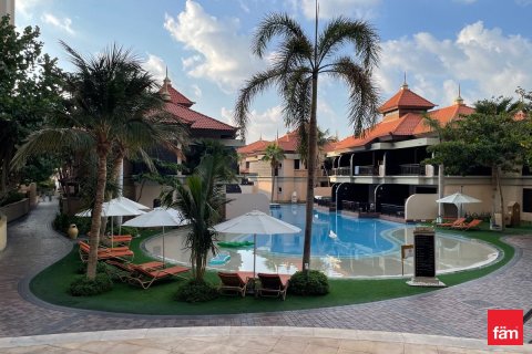 1 bedroom Apartment in Palm Jumeirah, UAE No. 215730 10
