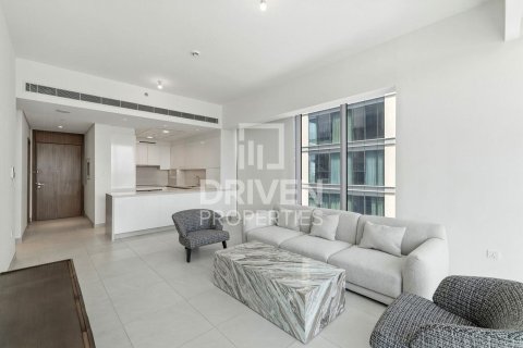 3 bedrooms Apartment in Al Wasl, UAE No. 211607