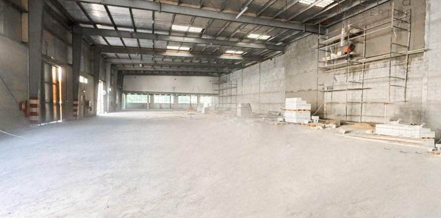 1031.2مربع، مستودع في Phase 2, الإمارات العربية المتحدة رقم 47672