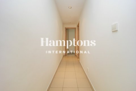 Apartment de 2 dormitorios en The Address Dubai Marina, UAE No. 223622 11