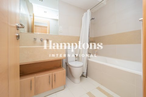 Apartment de 2 dormitorios en The Address Dubai Marina, UAE No. 223622 5