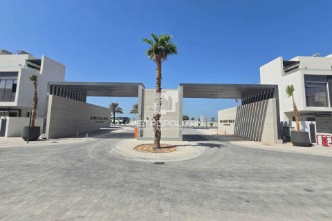 1 bedroom Apartment in Al Marjan Island, UAE No. 129436 9