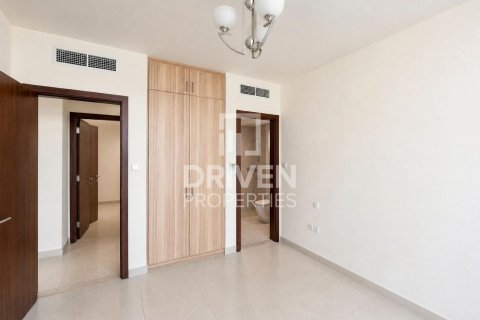 Таунхаус с 4 спальнями в District 11, ОАЭ №218627 8