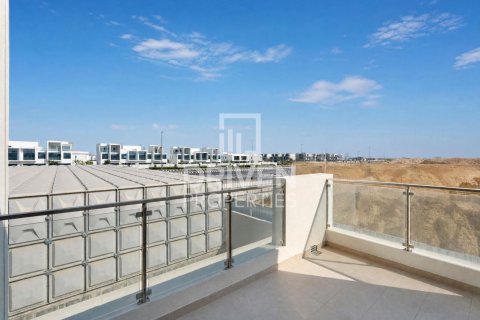 Таунхаус с 4 спальнями в District 11, ОАЭ №218627 25