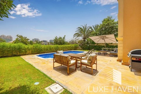 Villa de 6 dormitorios en Victory Heights, UAE No. 9860 17