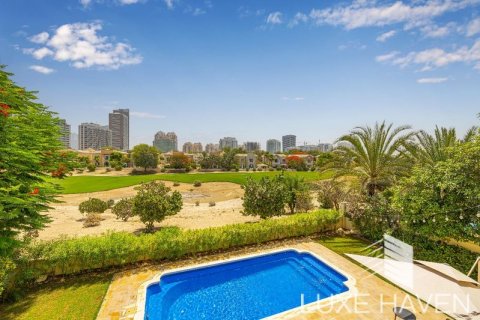 Villa de 6 dormitorios en Victory Heights, UAE No. 9860 18