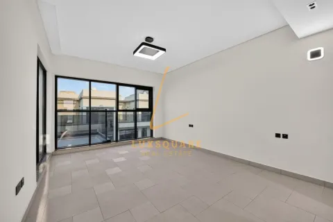 4 bedrooms Townhouse in Dubai Investment Park, UAE No. 220208 10