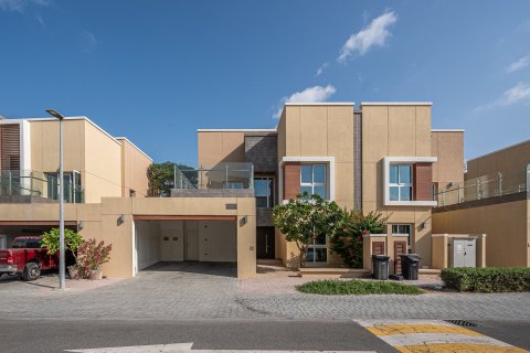 Villa de 4 chambres à Al Barsha, UAE No. 223409